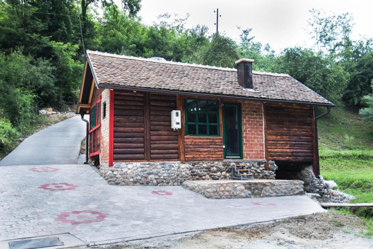 Vajat Tuk Villa Bajina Basta Exterior foto