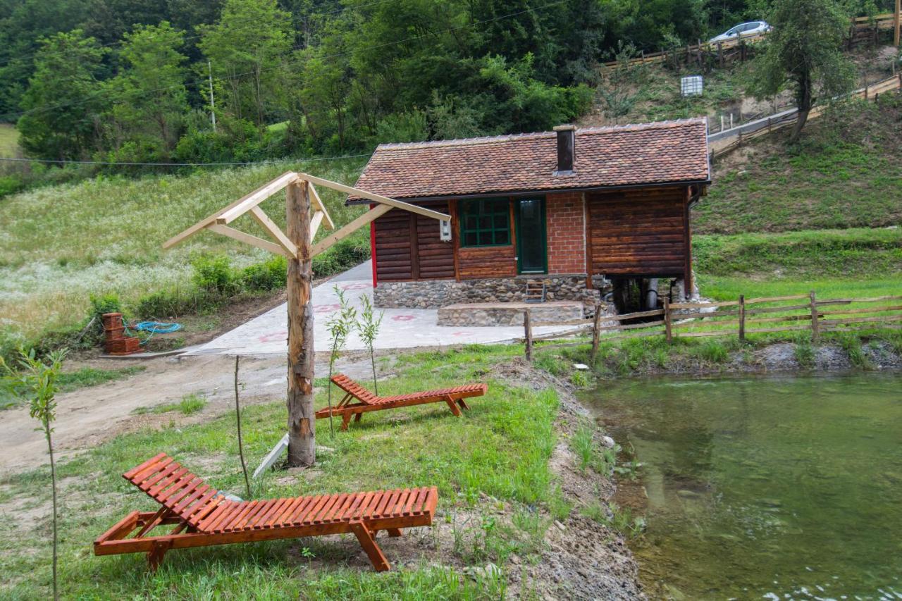 Vajat Tuk Villa Bajina Basta Exterior foto
