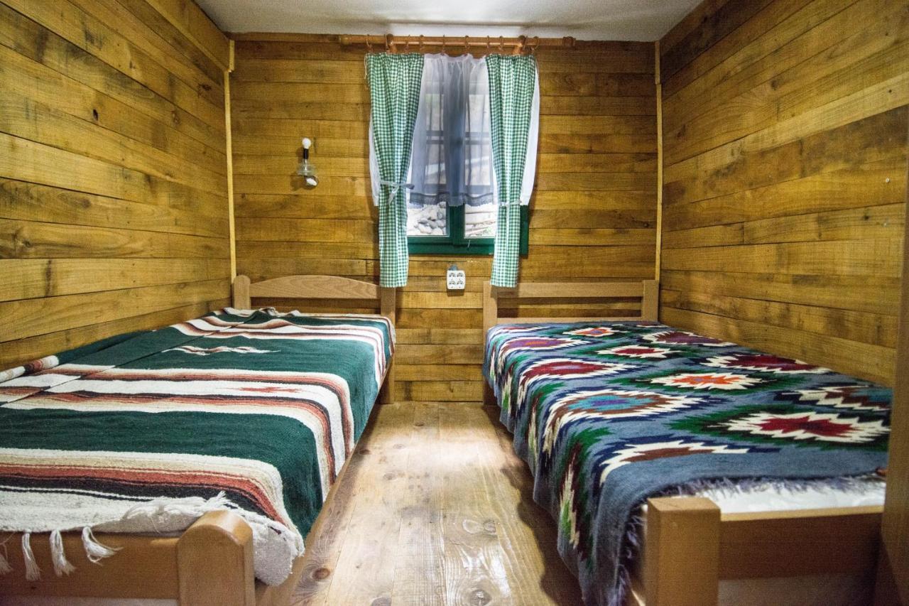 Vajat Tuk Villa Bajina Basta Exterior foto