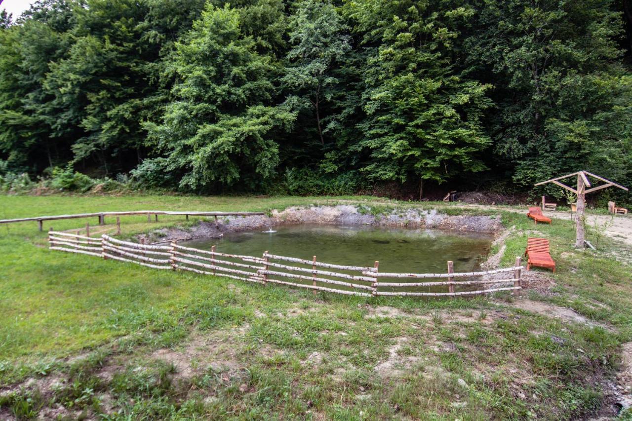 Vajat Tuk Villa Bajina Basta Exterior foto