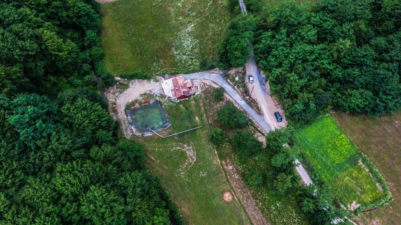Vajat Tuk Villa Bajina Basta Exterior foto
