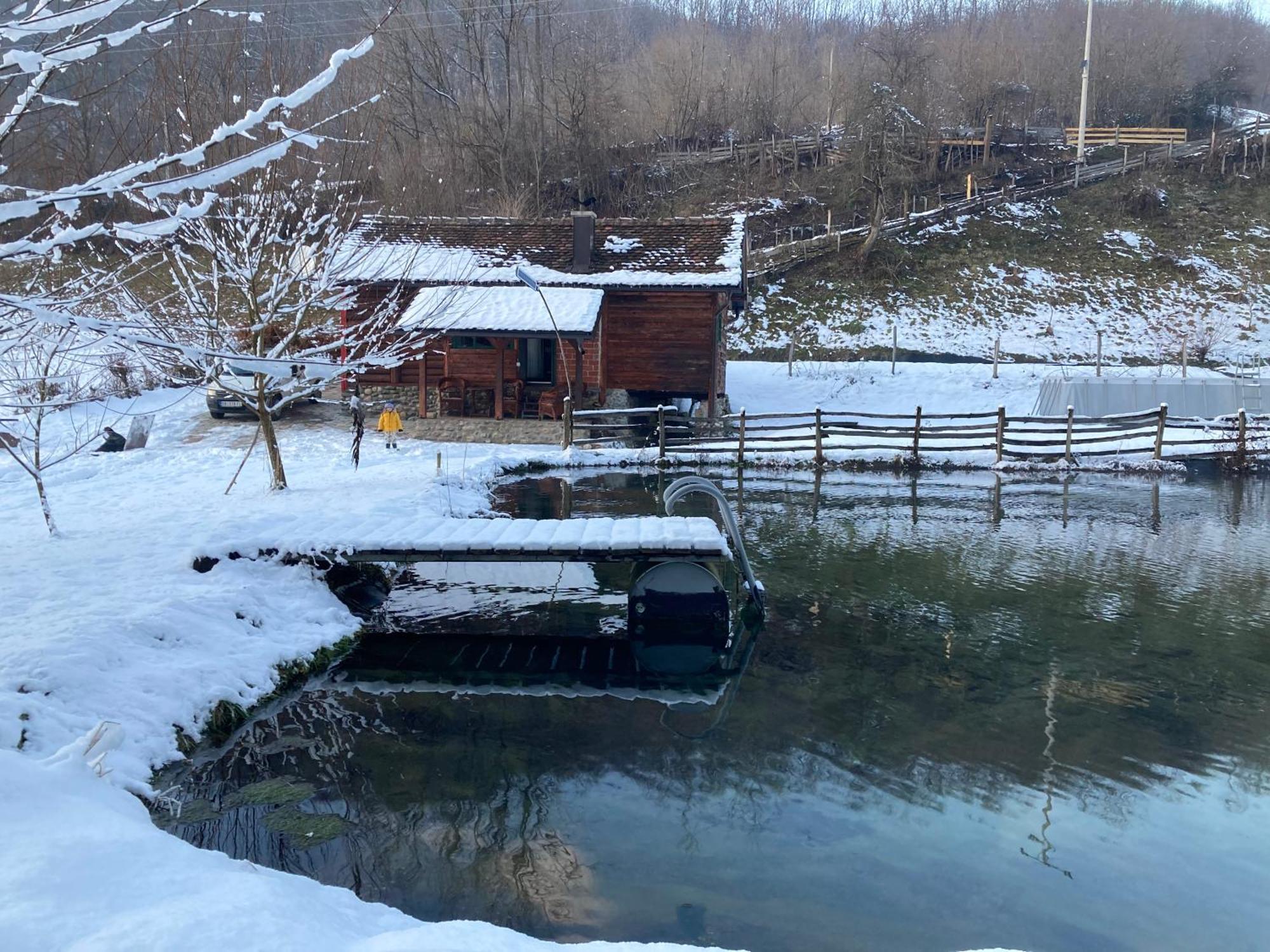 Vajat Tuk Villa Bajina Basta Exterior foto