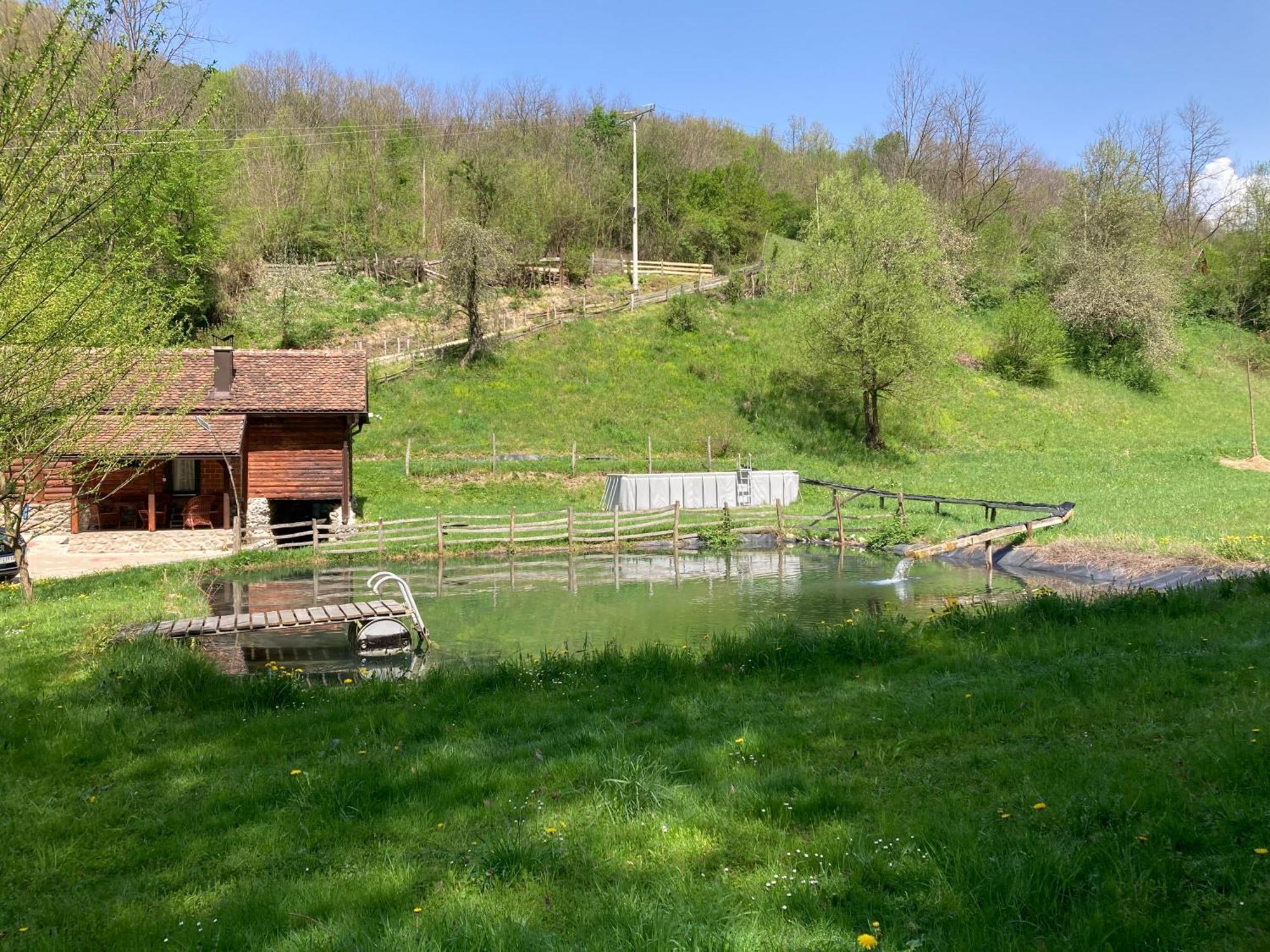 Vajat Tuk Villa Bajina Basta Exterior foto